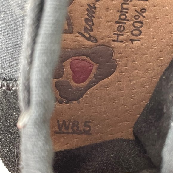 Bob's from Skechers Water Polo Canvas Loafer Wearable Art Painted Drawstring - Picture 8 of 8